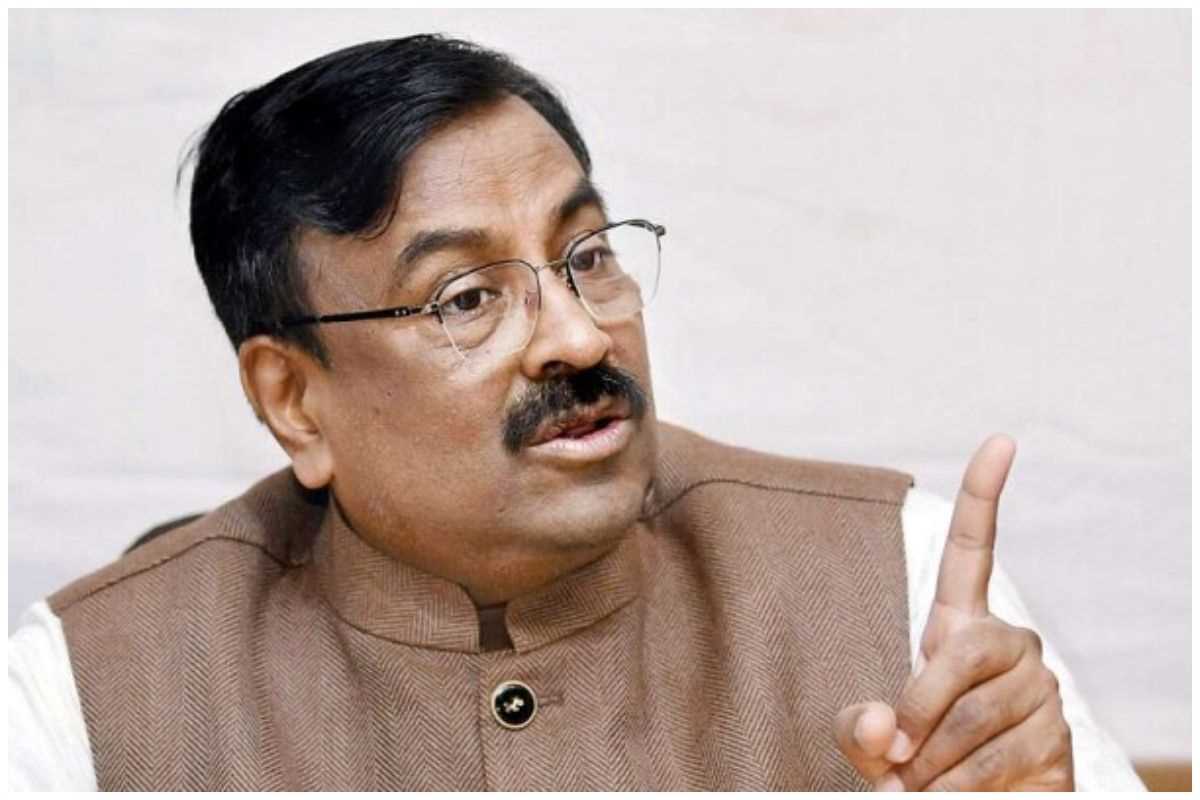 ठाकरे बंधूंची भेट: भाजपाचे वरिष्ठ नेते सुधीर मुनगंटीवार यांचे निश्चिंतपणाचे वक्तव्य