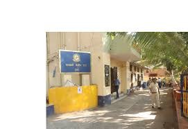 मालवणी पोलिस ठाण्याच्या अधिकाऱ्यांचा गैरवर्तनाचा व्हिडिओ व्हायरल; निलंबनाची कारवाई